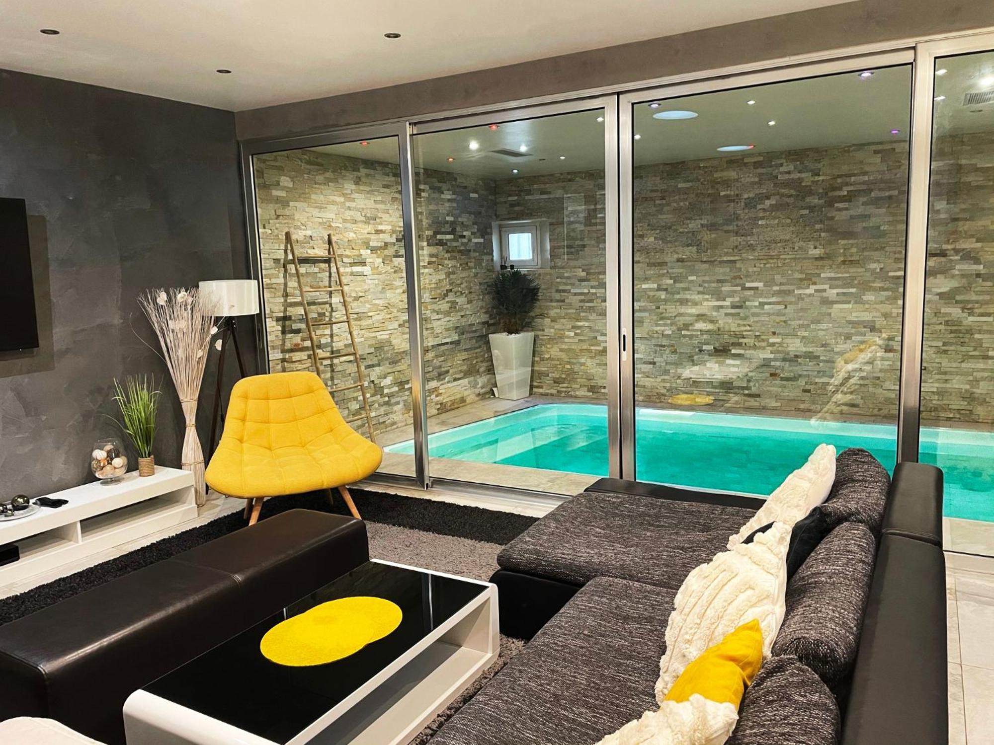 Appartement Standing Piscine Interieur Privatisee . Мюциг Екстер'єр фото